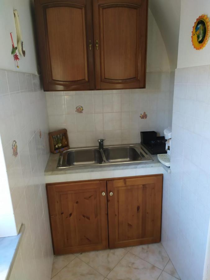 Dimora Letizia -Apartment Прочида Екстер'єр фото